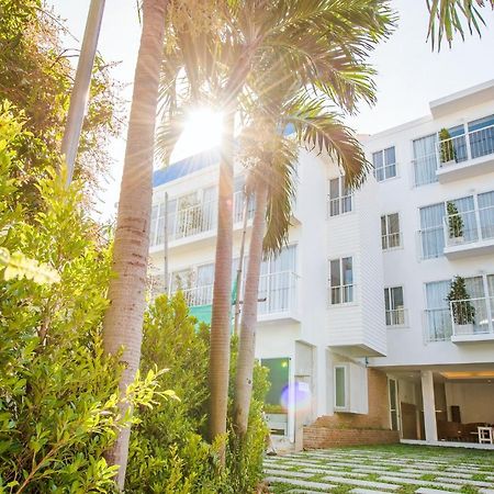 Hotel Baan Kangmung Hua Hin On The Beach Exterior foto