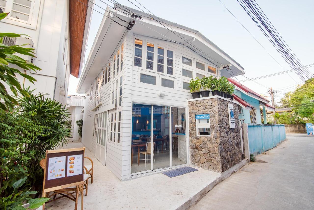 Hotel Baan Kangmung Hua Hin On The Beach Exterior foto